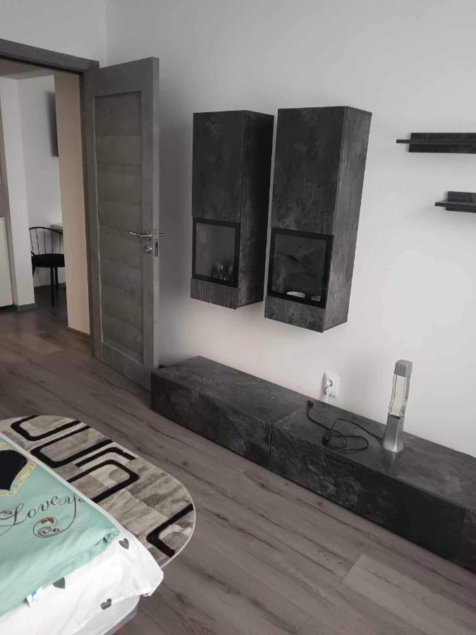 Enci Kiado Apartman Miercurea Ciuc Eksteriør bilde